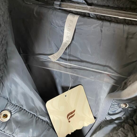 Fabletics women's gray sherpa jacket size L - Picture 10 of 10